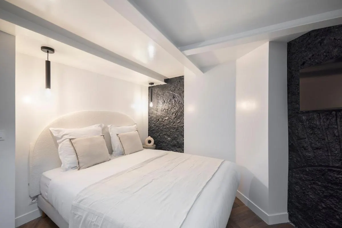 Modern Apartment In Nation Parigi 0*,  Francia